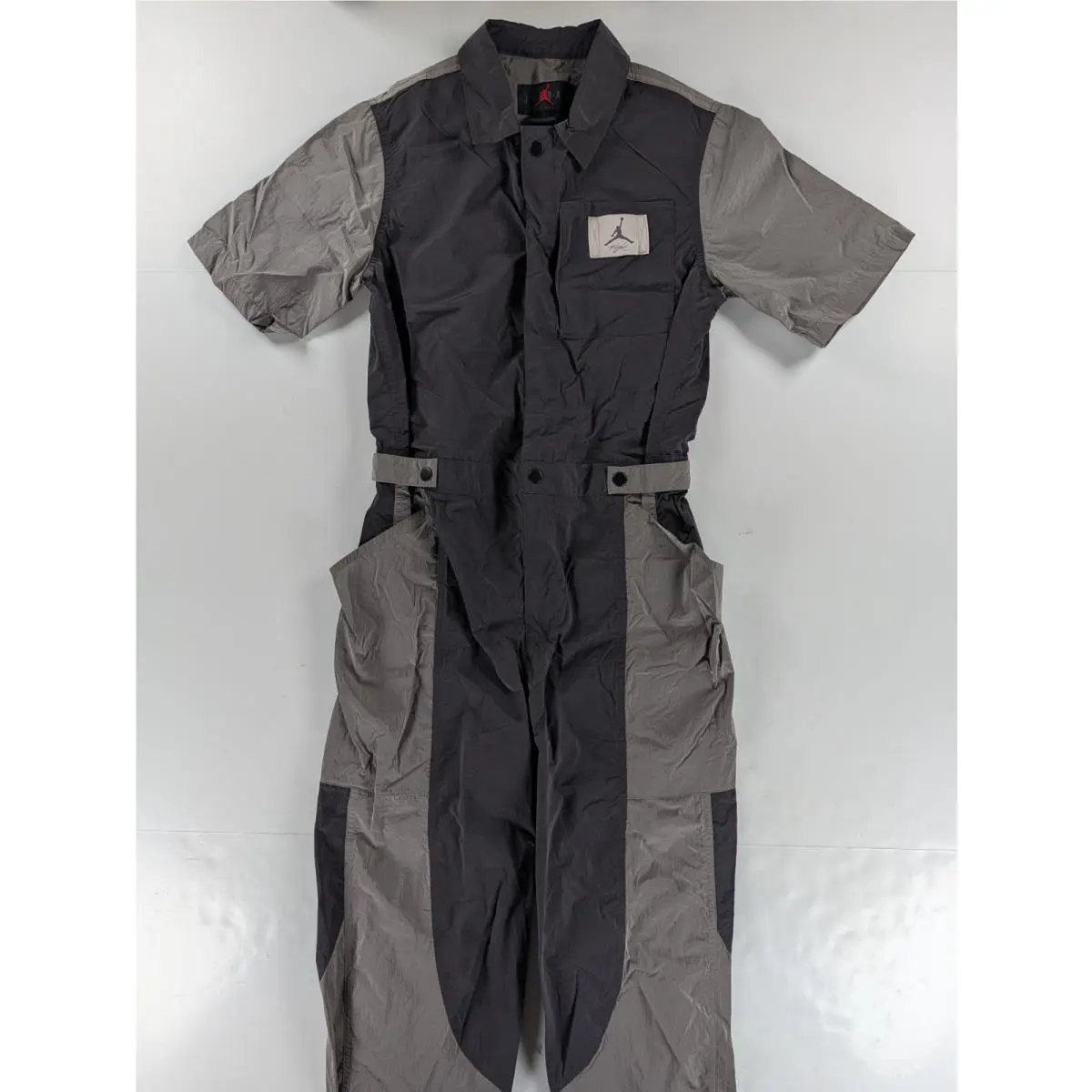 Nike Air Jordan Flight Jumpsuit Womens Size XS Gray Softshell DD7063-082 Jumpman
