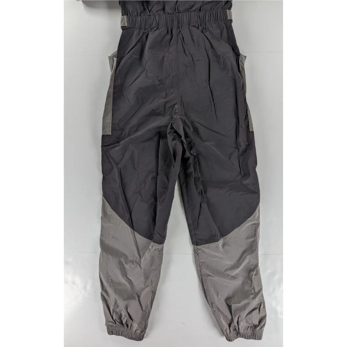 Nike clothing - Gray (UPC: 195239804854) 7
