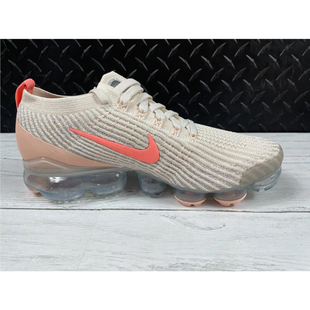 Nike shoes - Nike Air Vapormax Flyknit 3 - CT1274-200 - Light Cream, Manufacturer: Light Cream/Atomic Pink (UPC: 00193659409888) 8