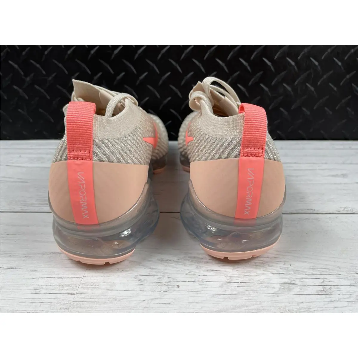 Nike shoes - Nike Air Vapormax Flyknit 3 - CT1274-200 - Light Cream, Manufacturer: Light Cream/Atomic Pink (UPC: 00193659409888) 5