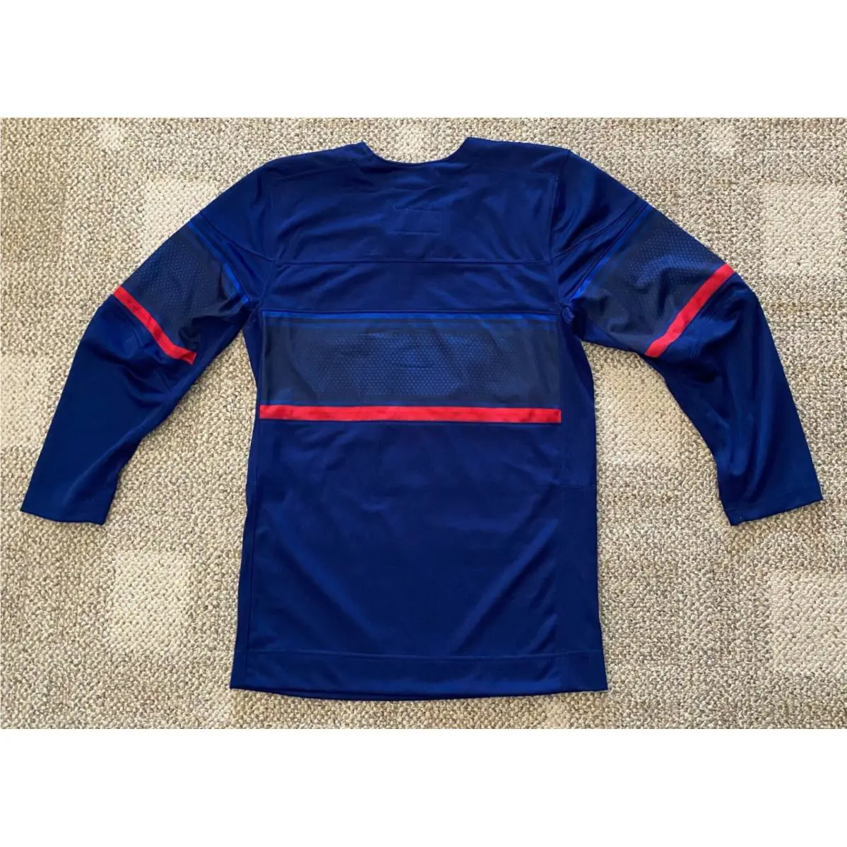 Nike clothing - Blue (UPC: 194305660745) 4