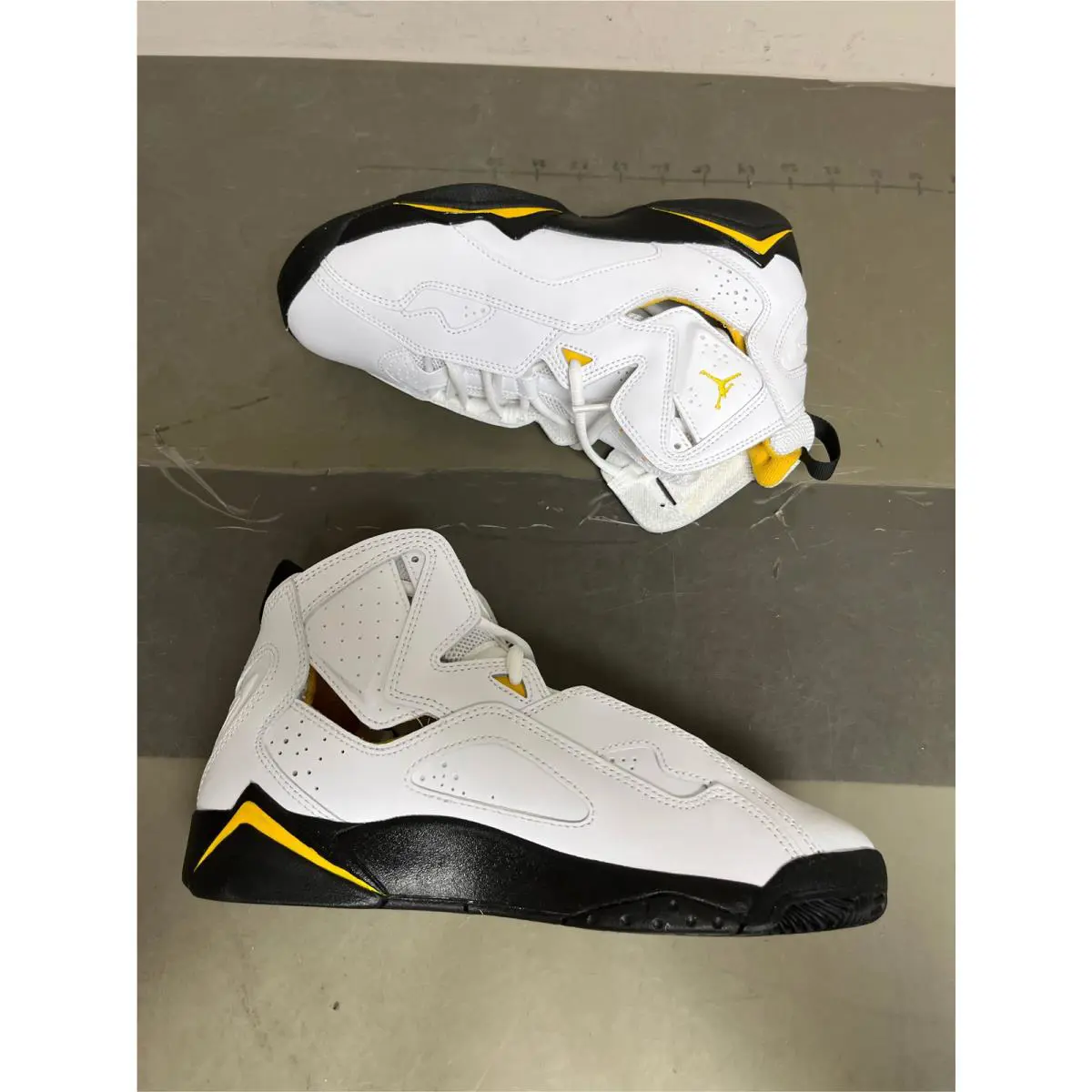 Nike shoes - True Flight - True Flight - White/Black/Yellow Ochre (UPC: 196975810413) 0
