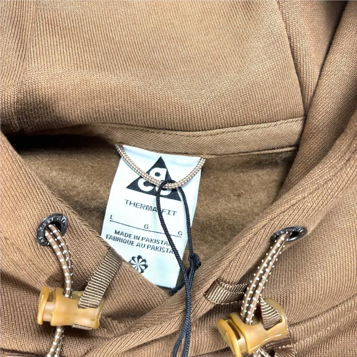Nike clothing - Brown (UPC: 198485041141) 2