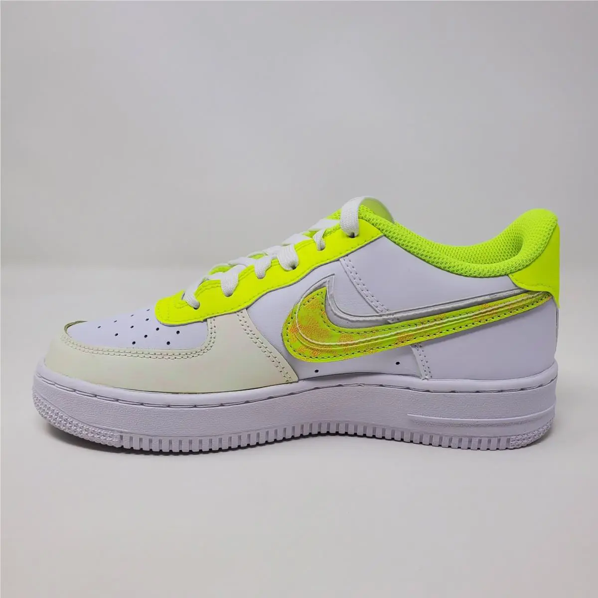 Nike shoes - Nike Air Force 1 Low LV8 GS - White 7