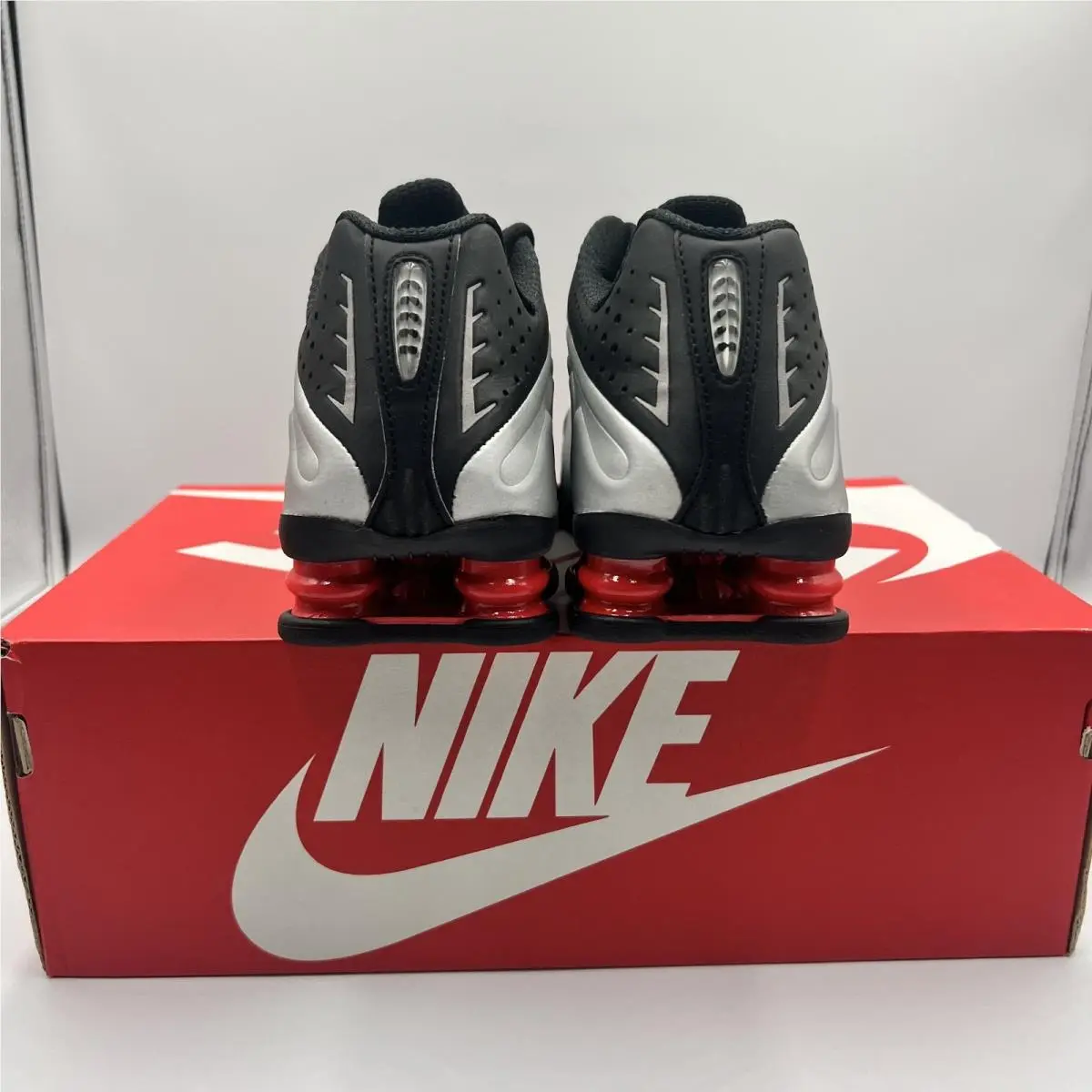 Nike shoes - Nike Shox - Shox - AR3565 011 - Black 2