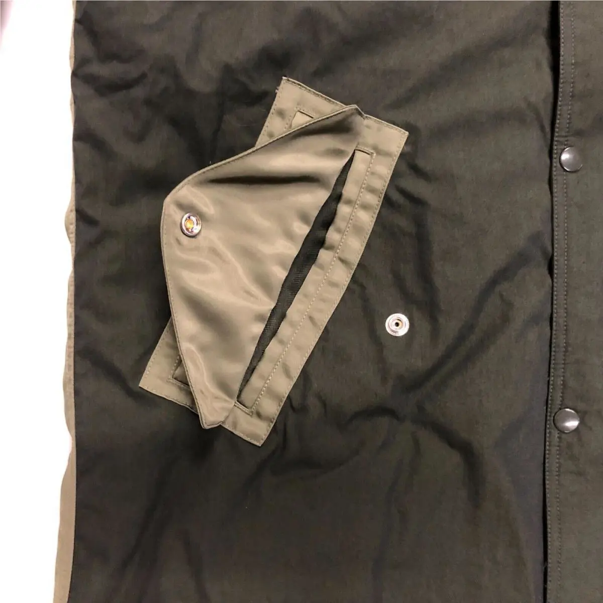 Nike clothing - Nike Sportswear Therma-Fit White Space Parka - Sequoia/Medium Olive-Light Stone (UPC: 195242731017) 3