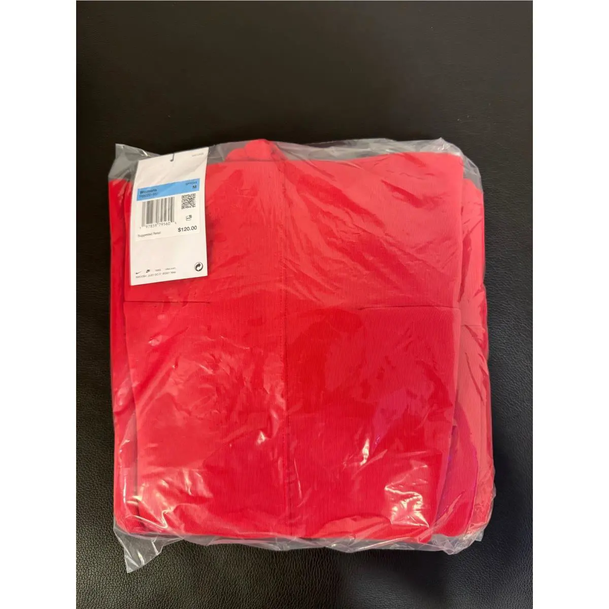 Nike clothing - Red 2