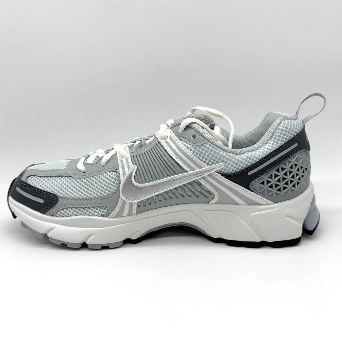 Nike shoes - Nike Vomero 5 - Vomero - HF6998-002 - Silver (UPC: 197599682608) 4
