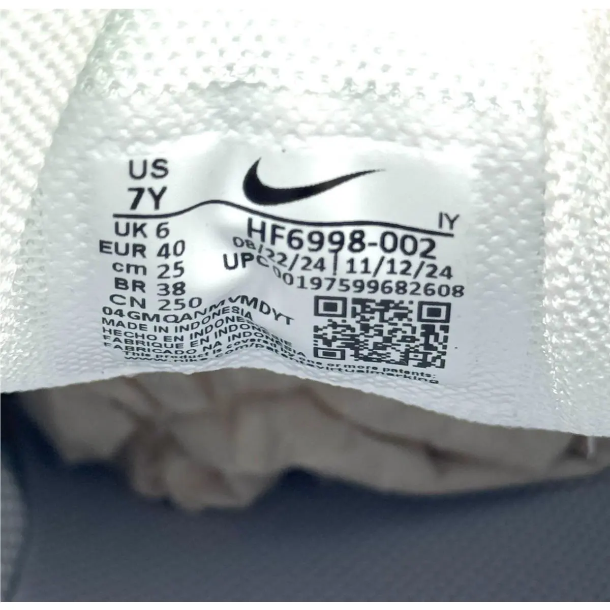 Nike shoes - Nike Vomero 5 - Vomero - HF6998-002 - Silver (UPC: 197599682608) 3