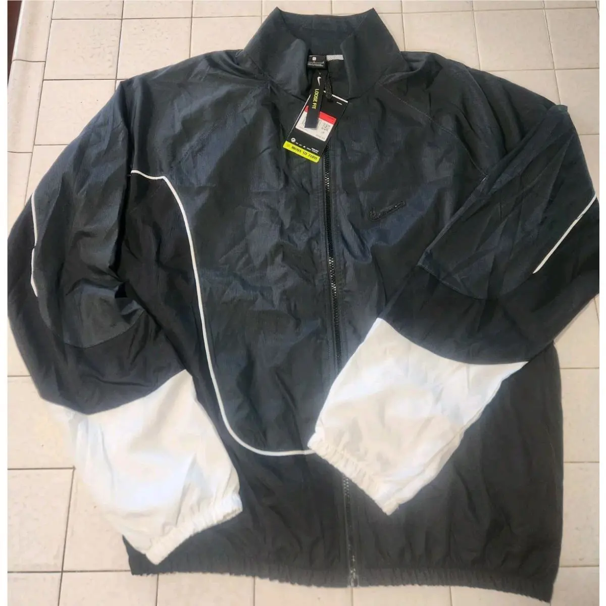 Nike clothing - Nike Solo Swoosh - Solo Swoosh - CV1931-070 - Black (UPC: 0194955705735) 0