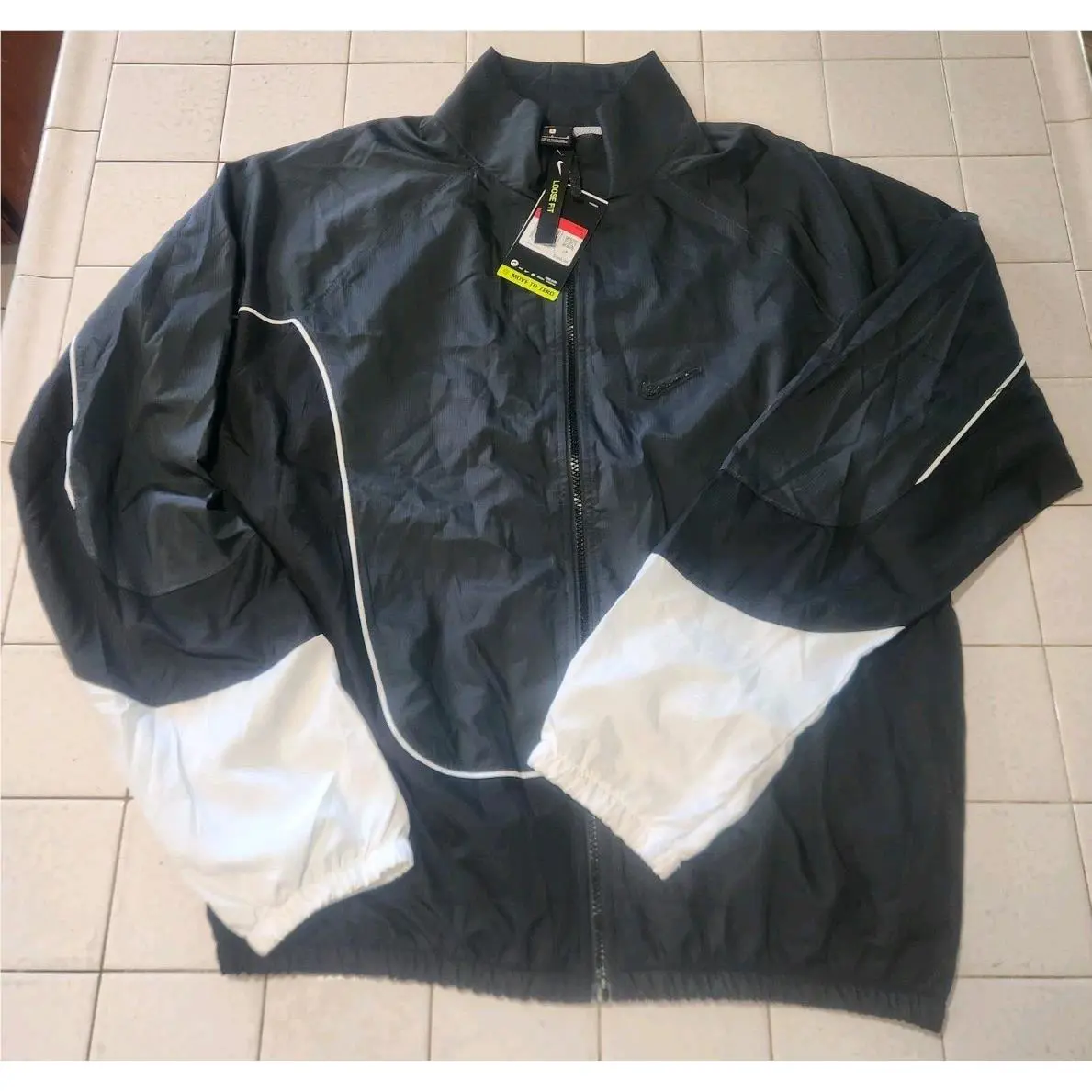 Nike clothing - Nike Solo Swoosh - Solo Swoosh - CV1931-070 - Black (UPC: 0194955705735) 1