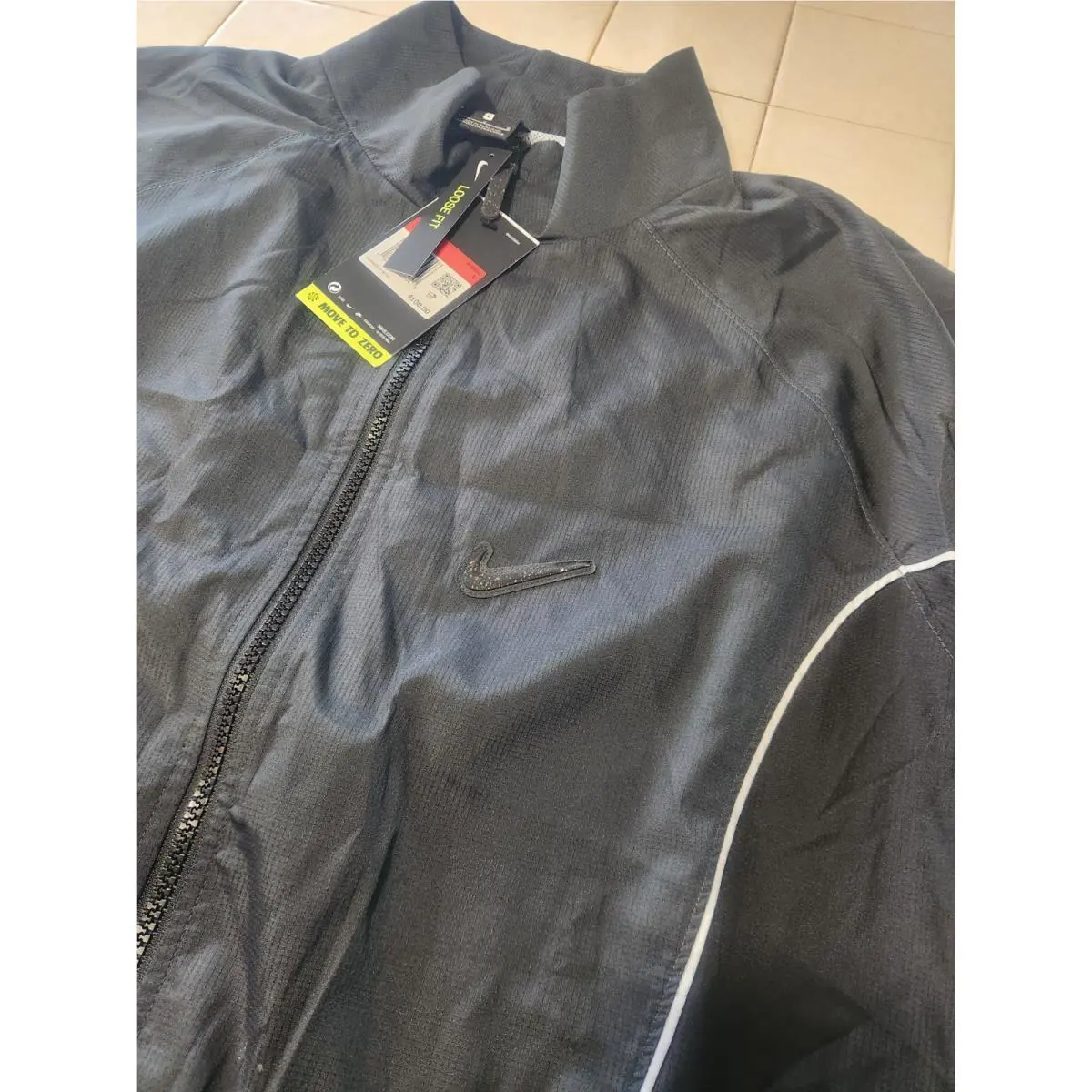 Nike clothing - Nike Solo Swoosh - Solo Swoosh - CV1931-070 - Black (UPC: 0194955705735) 4