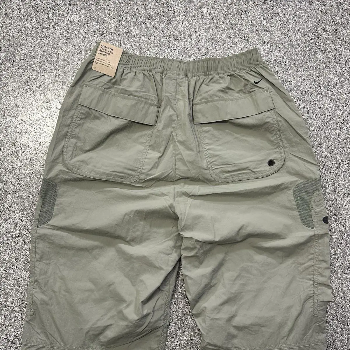 Nike clothing - Green (UPC: 197863220437) 3
