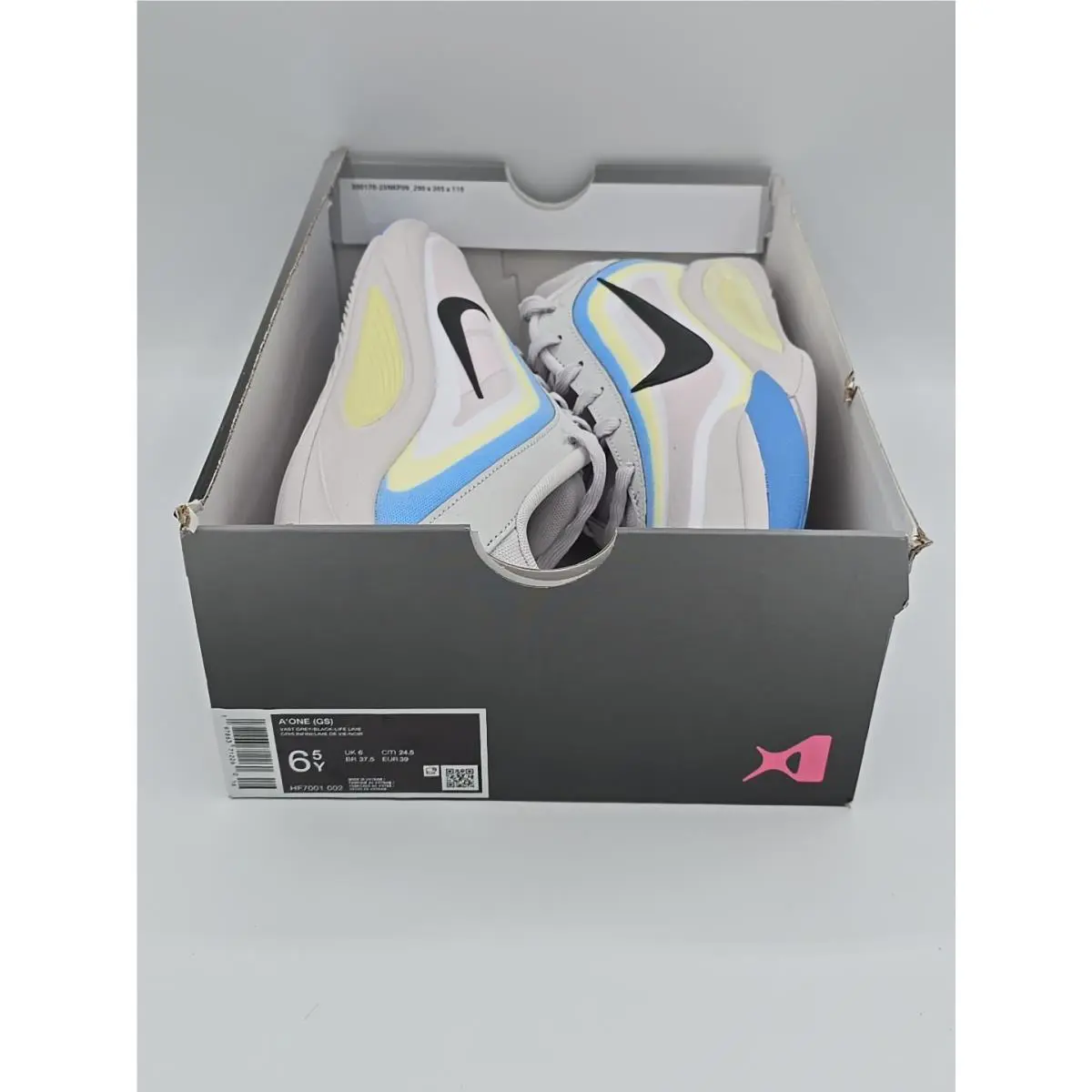 Nike shoes - Nike HF7001-002 - Gray 19