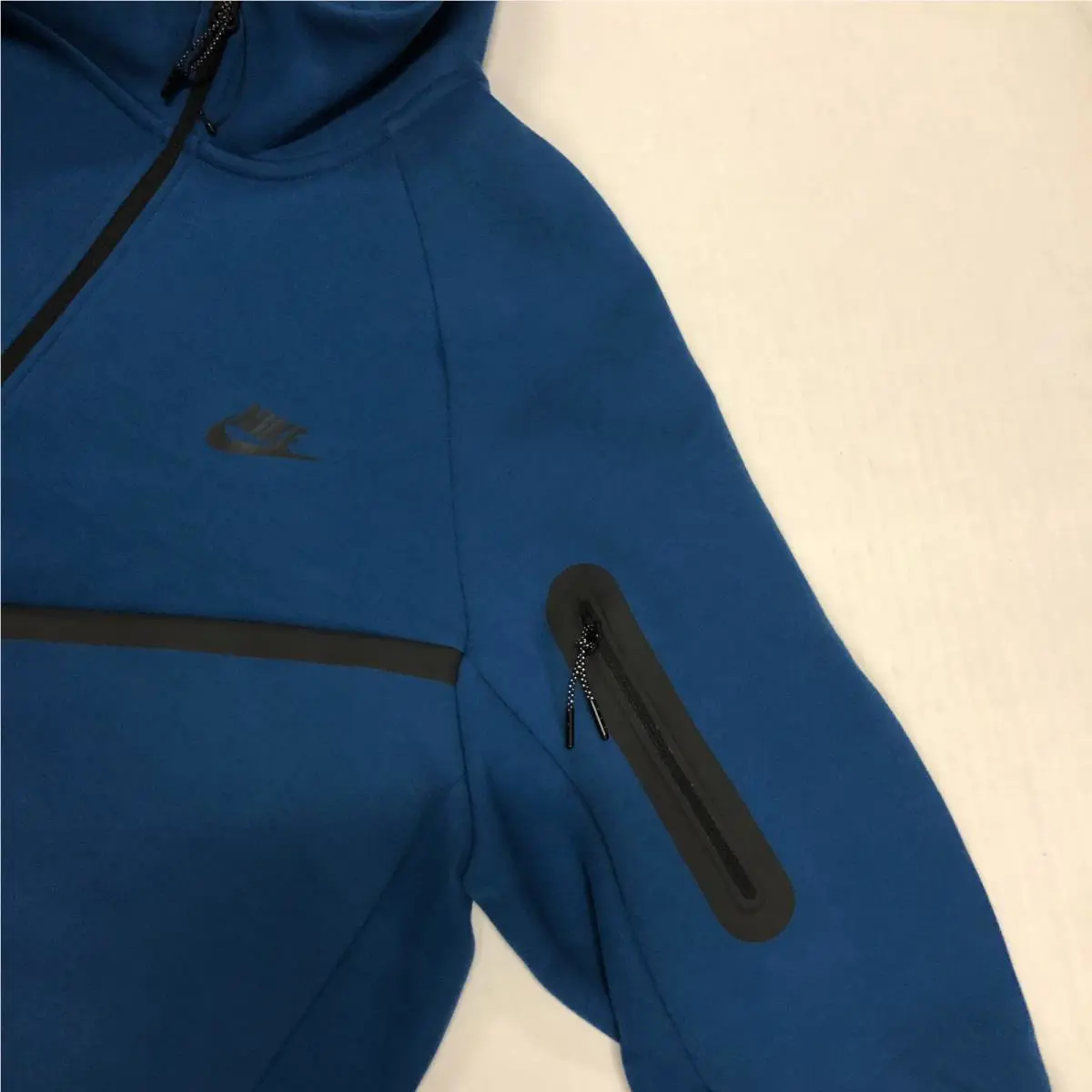 Nike clothing - Court Blue/Black (UPC: 198488934679) 1