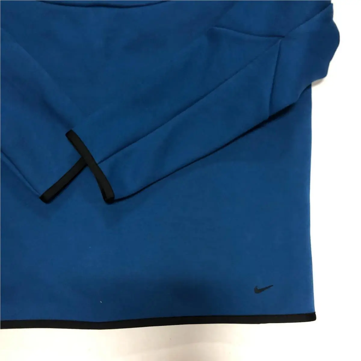 Nike clothing - Court Blue/Black (UPC: 198488934679) 4