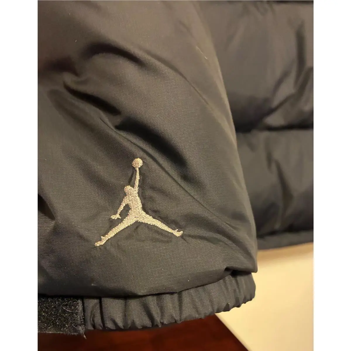Nike clothing - Nike Jumpman - Jumpman - 355184 - Black (UPC: 826216694037) 4