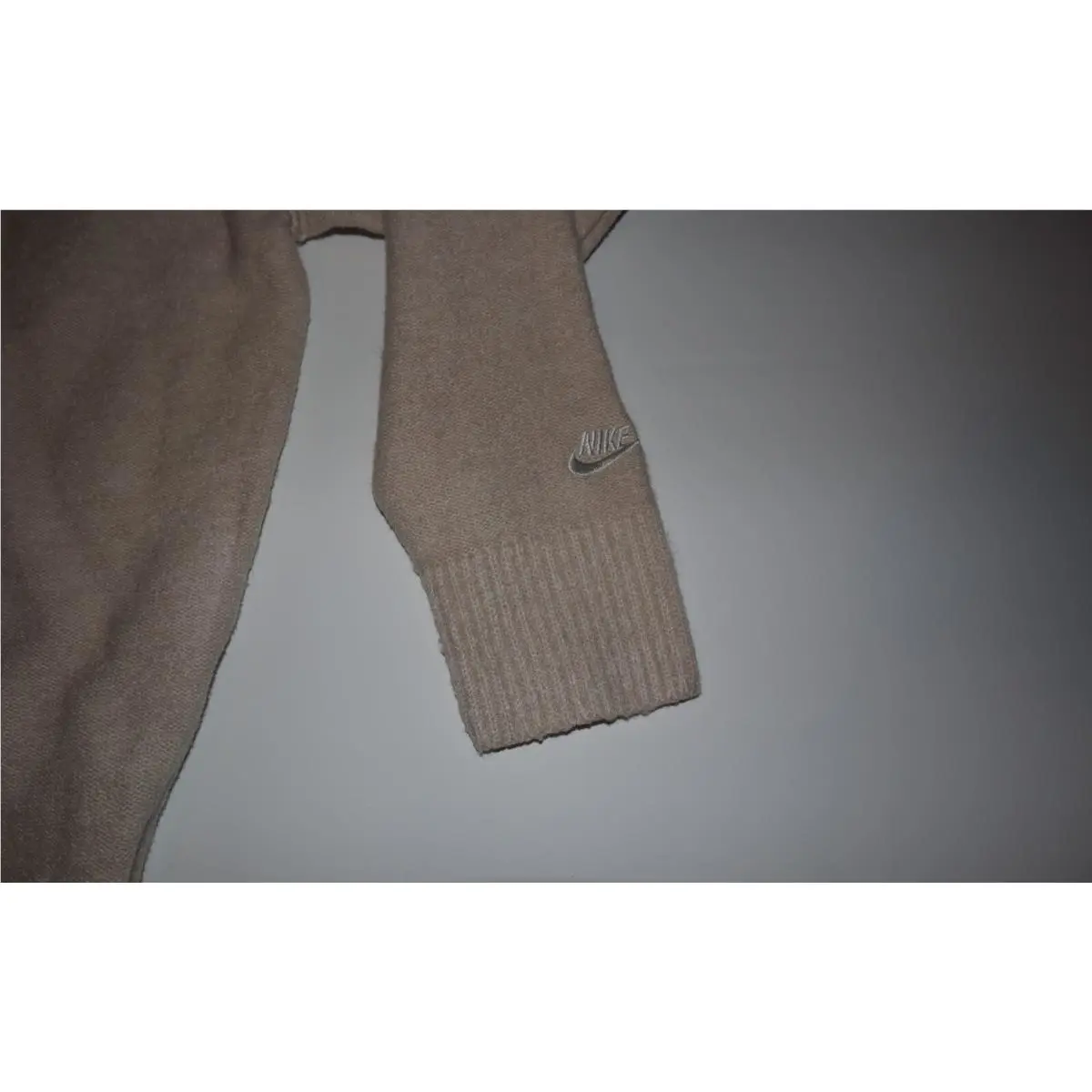 Nike clothing - Beige 3