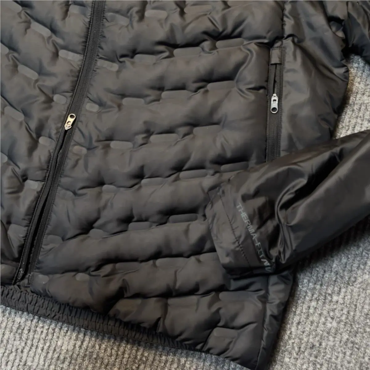 Nike clothing - Nike AeroLoft - AeroLoft - FB7556 - Black 4
