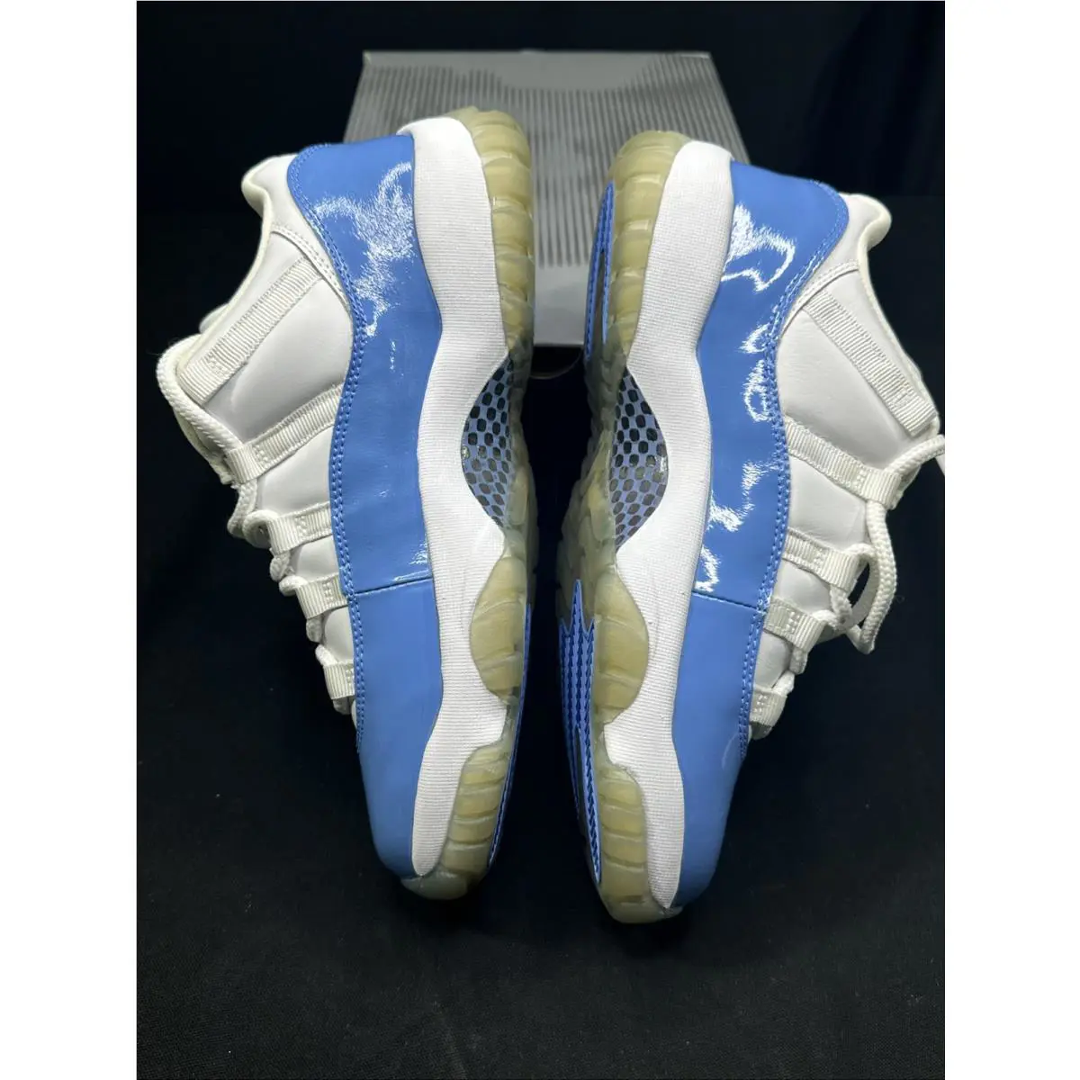 Nike shoes - Air Jordan 11 - Air - 528895-106 - White 12