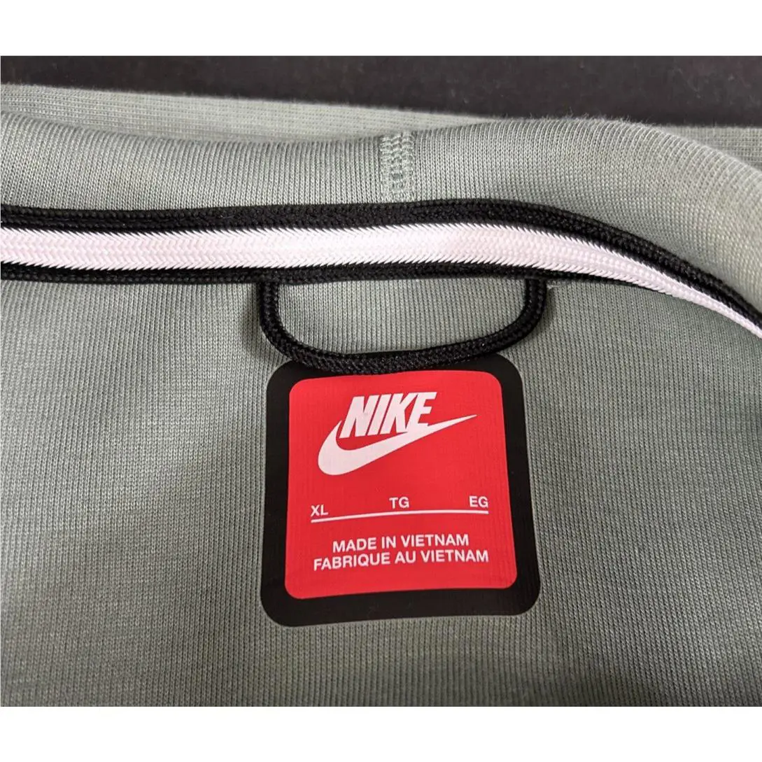 Nike clothing - Green 6