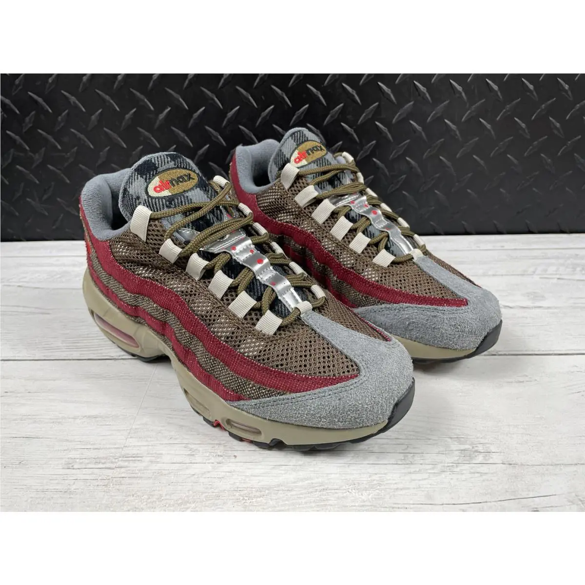 Nike shoes - Nike Air Max 95 - Air Max - DC9215-200 - Brown/Red (UPC: 0194953177480) 1