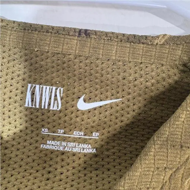 Nike clothing - Green 1