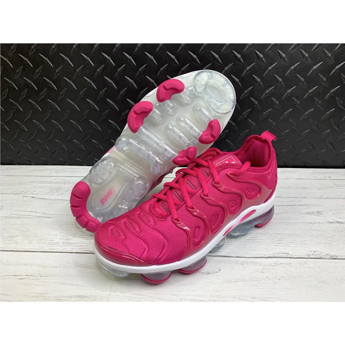 Nike shoes - Nike Air Vapormax Plus - Air Vapormax Plus - DJ3023-600 - Pink 4