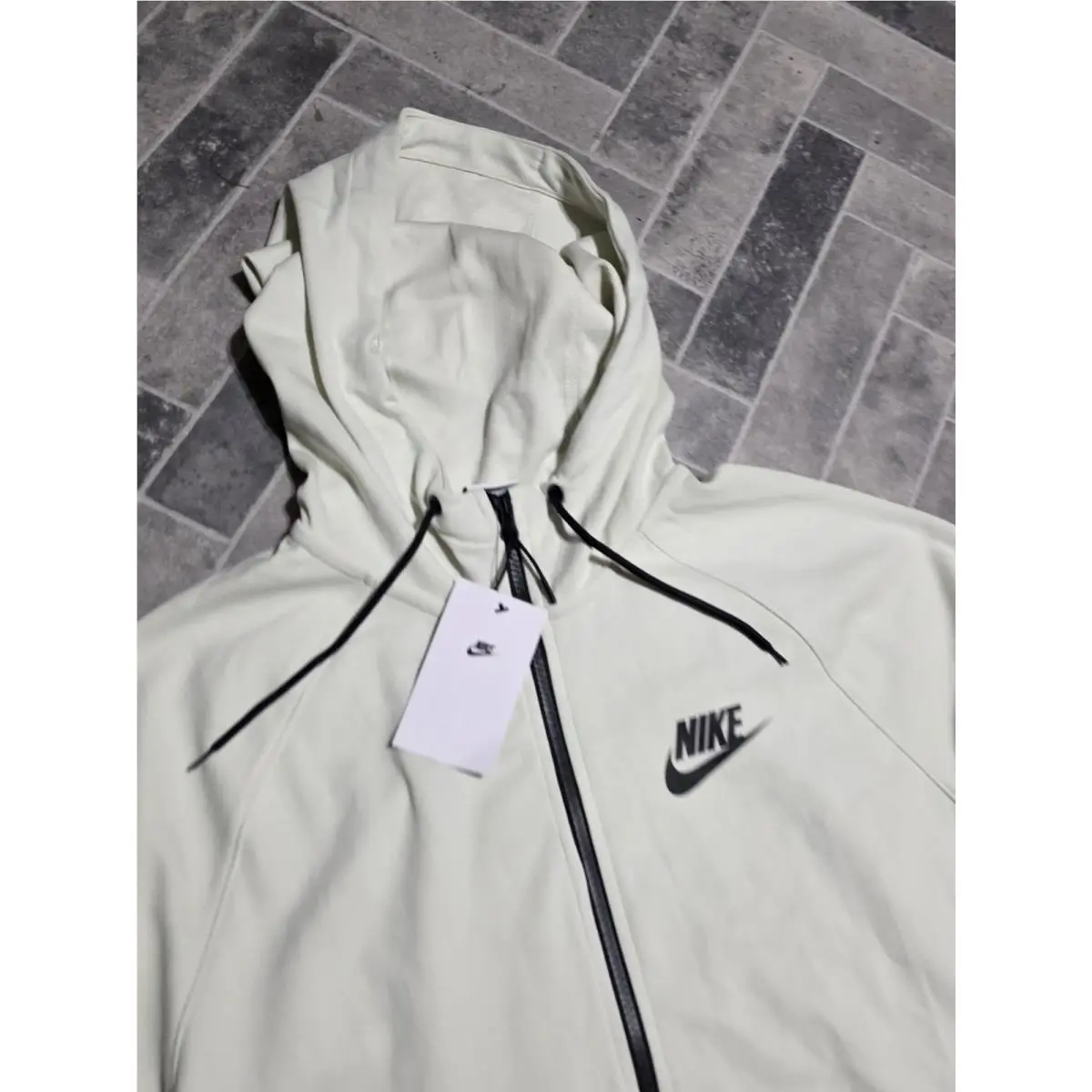 Nike clothing - Green 3