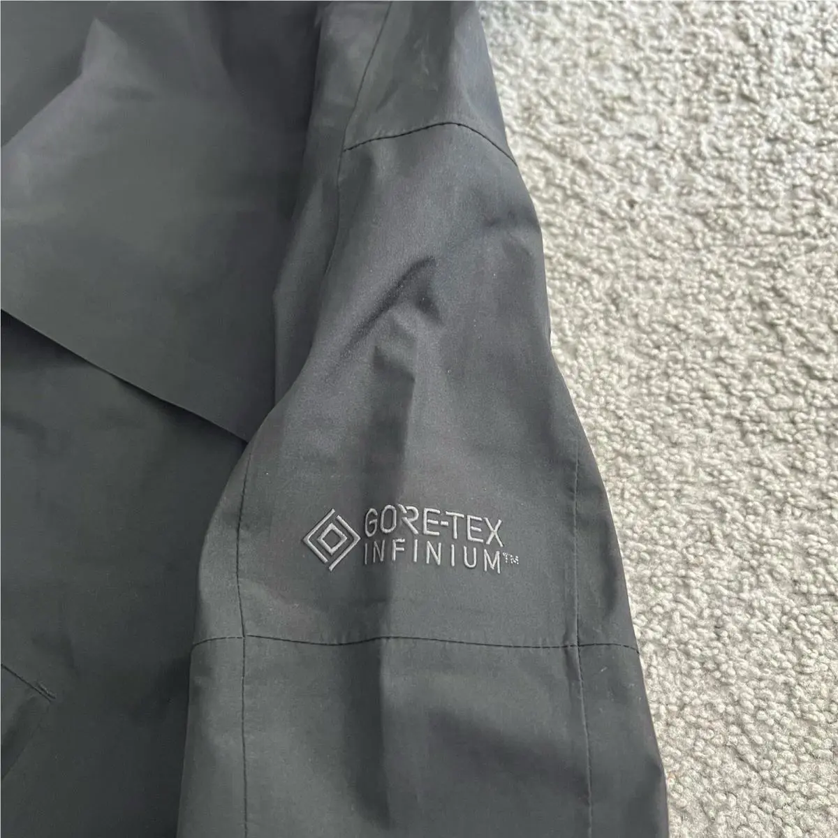 Nike clothing - Nike Gore-Tex Infinium Trail Running Jacket - Black (UPC: 0196608730262) 11