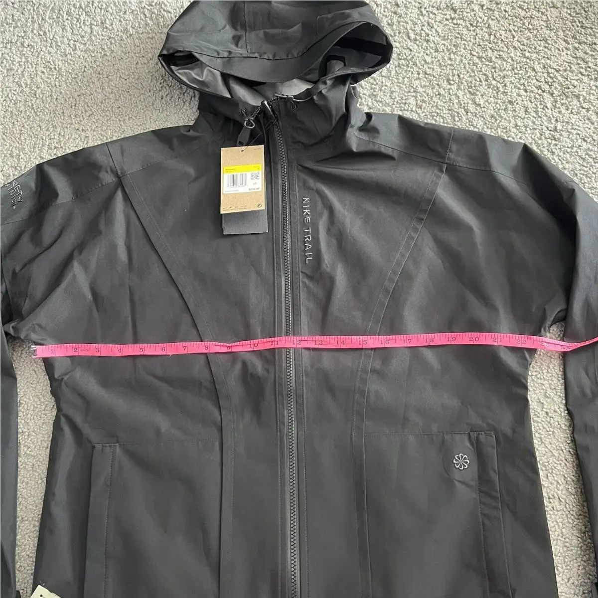 Nike clothing - Nike Gore-Tex Infinium Trail Running Jacket - Black (UPC: 0196608730262) 5