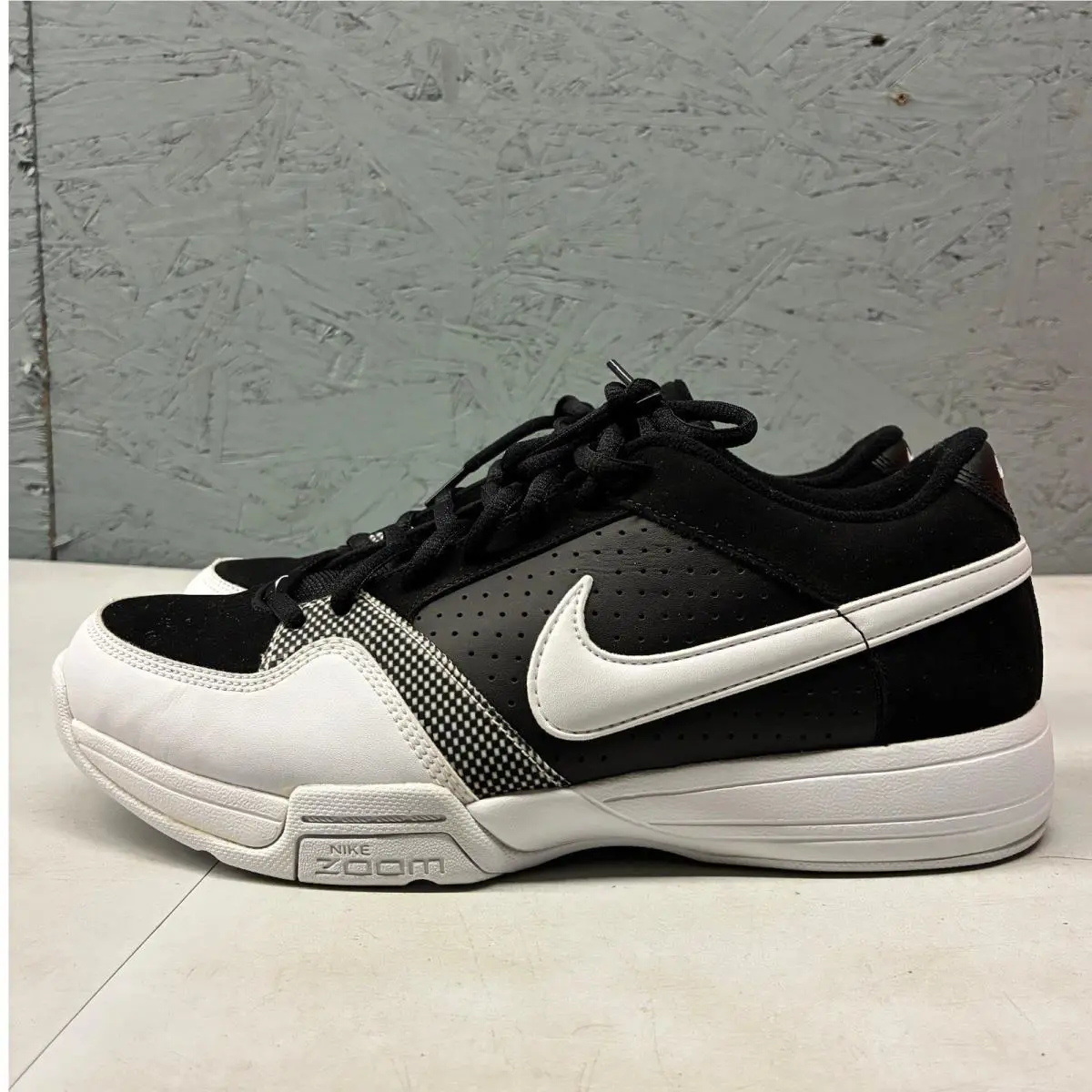 Nike shoes - Nike Zoom Courtside Force Low - 366430-010 - Black 7