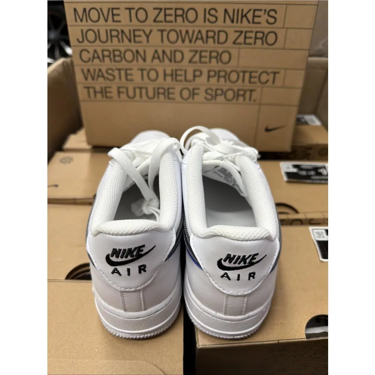 Nike shoes - FD0688100 - FD0688100 - White (UPC: 0196155541953) 1