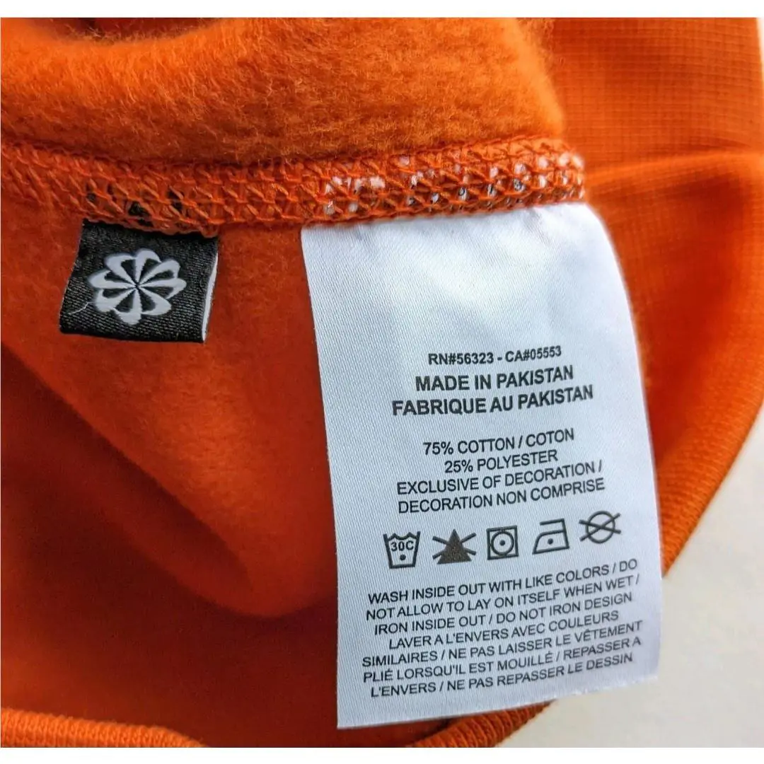 Nike clothing - Orange, Manufacturer: Campfire Orange/Team Red/Summit White (UPC: 196969088385) 9
