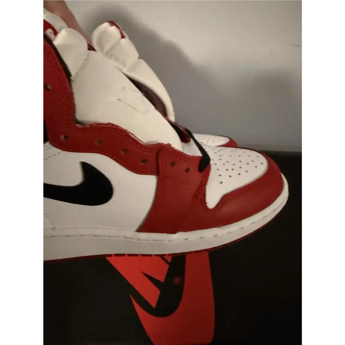 Nike shoes - Air Jordan 1 - Air - 555088-101 - Red 1