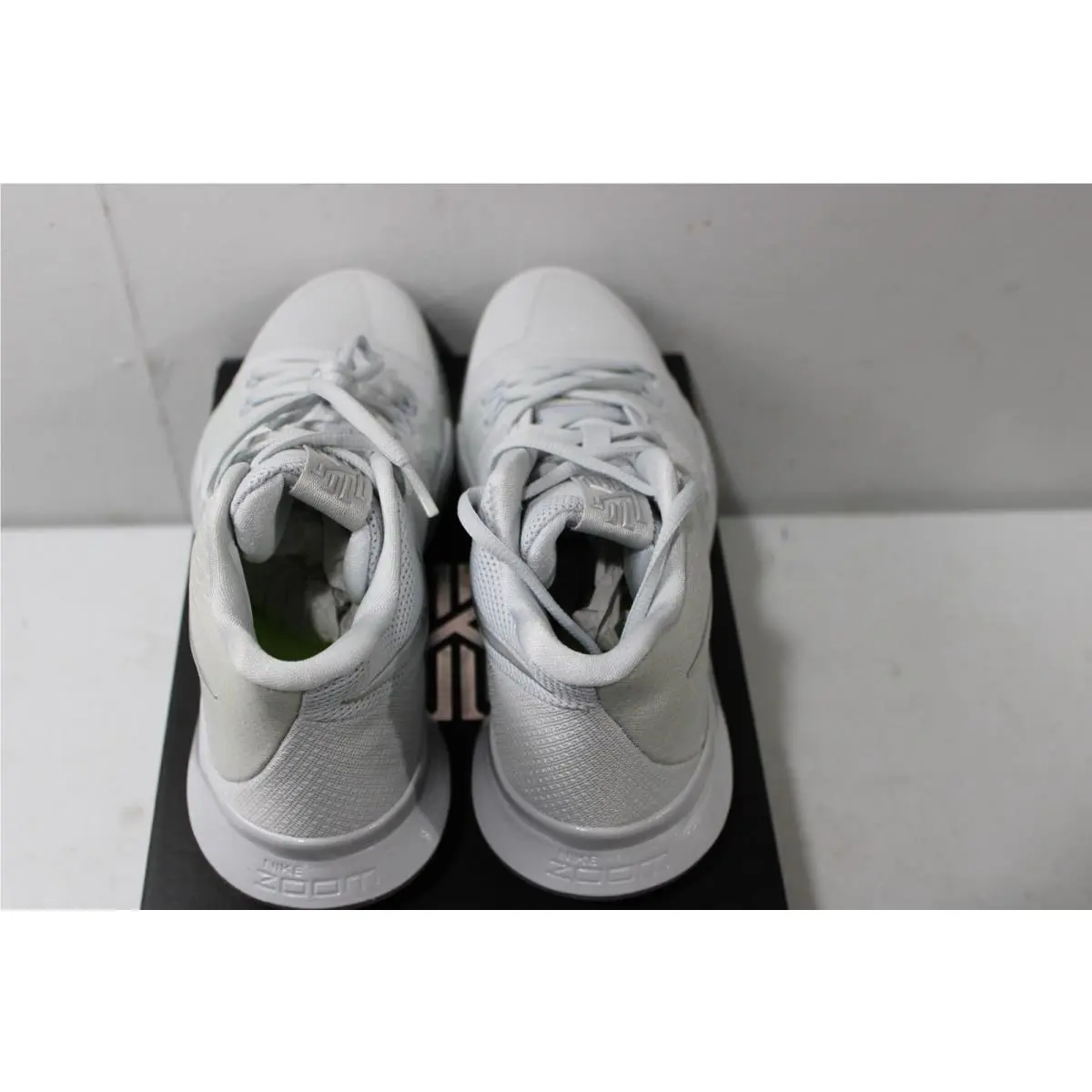 Nike shoes - Nike Kyrie 3 - Kyrie - 852416-001 - Pure Platinum 3
