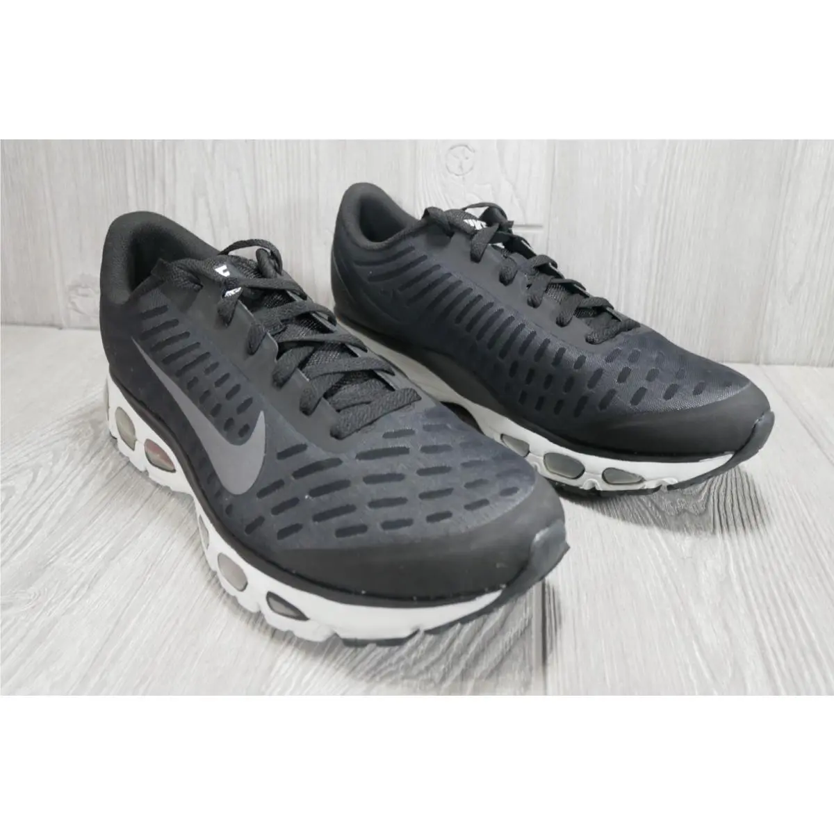 Nike shoes - 555416001 - 555416-001 - Black 1