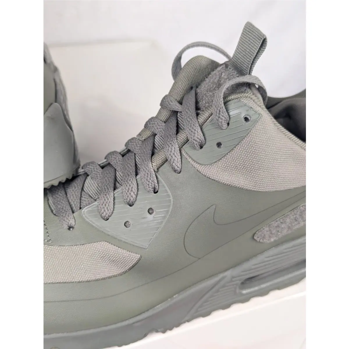 Nike shoes - Air Max 90 - Air Max - 704570-300 - Green 4