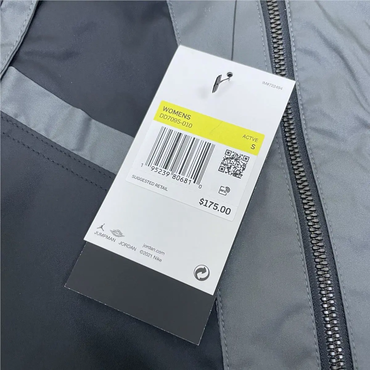 Nike clothing - Gray 2