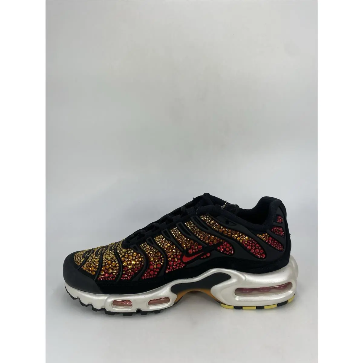 Nike shoes - Nike Air Max Plus - Air Max Plus - FZ9042 001 - Black/Fire Red-Pimento (UPC: 197600785526) 1