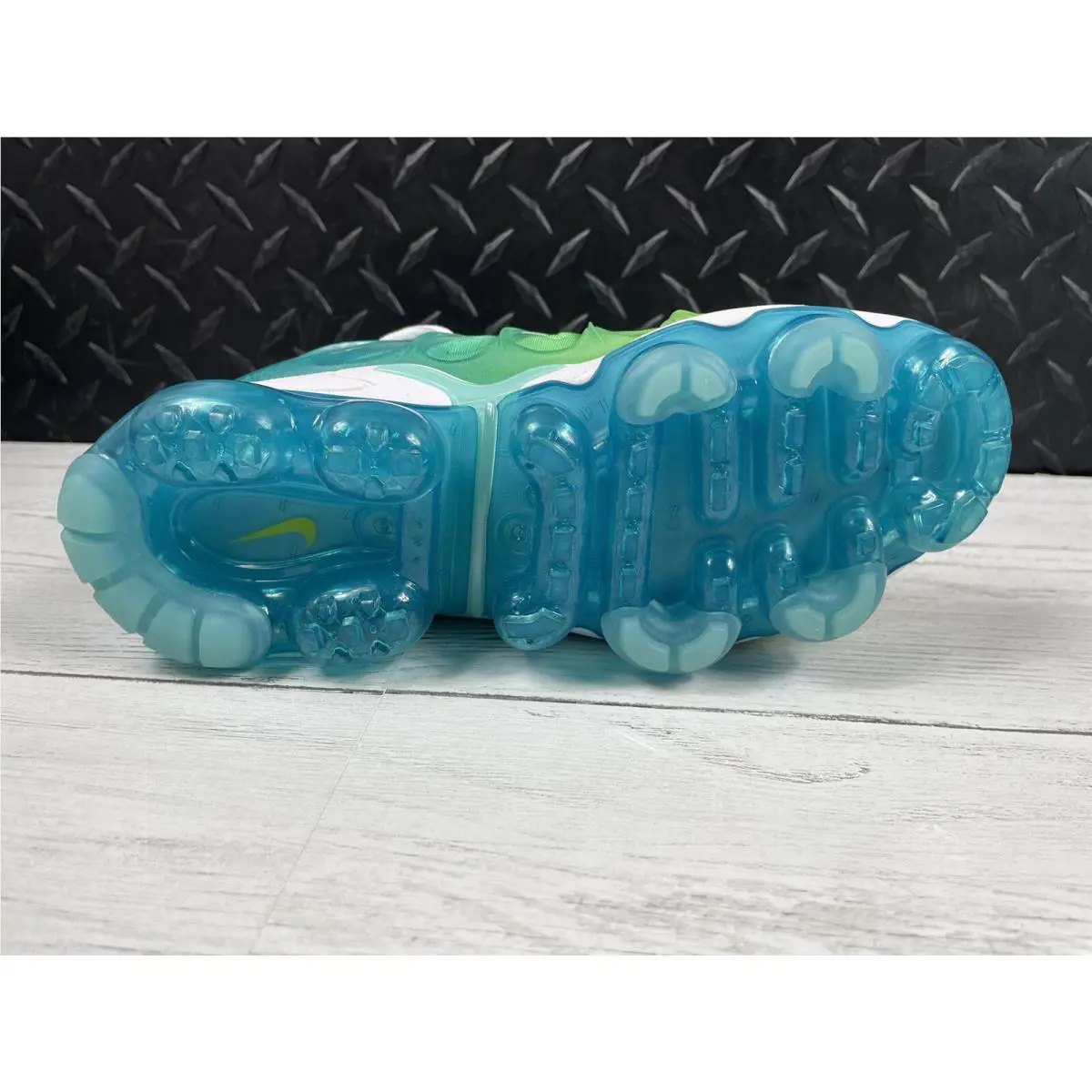 Nike shoes - Nike Air Vapormax Plus - Air Vapormax Plus - CI9900-300 - Green (UPC: 0192502359707) 9