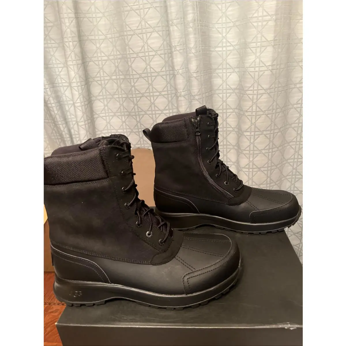 UGG shoes - UGG EMMETT - EMMETT - Black 1