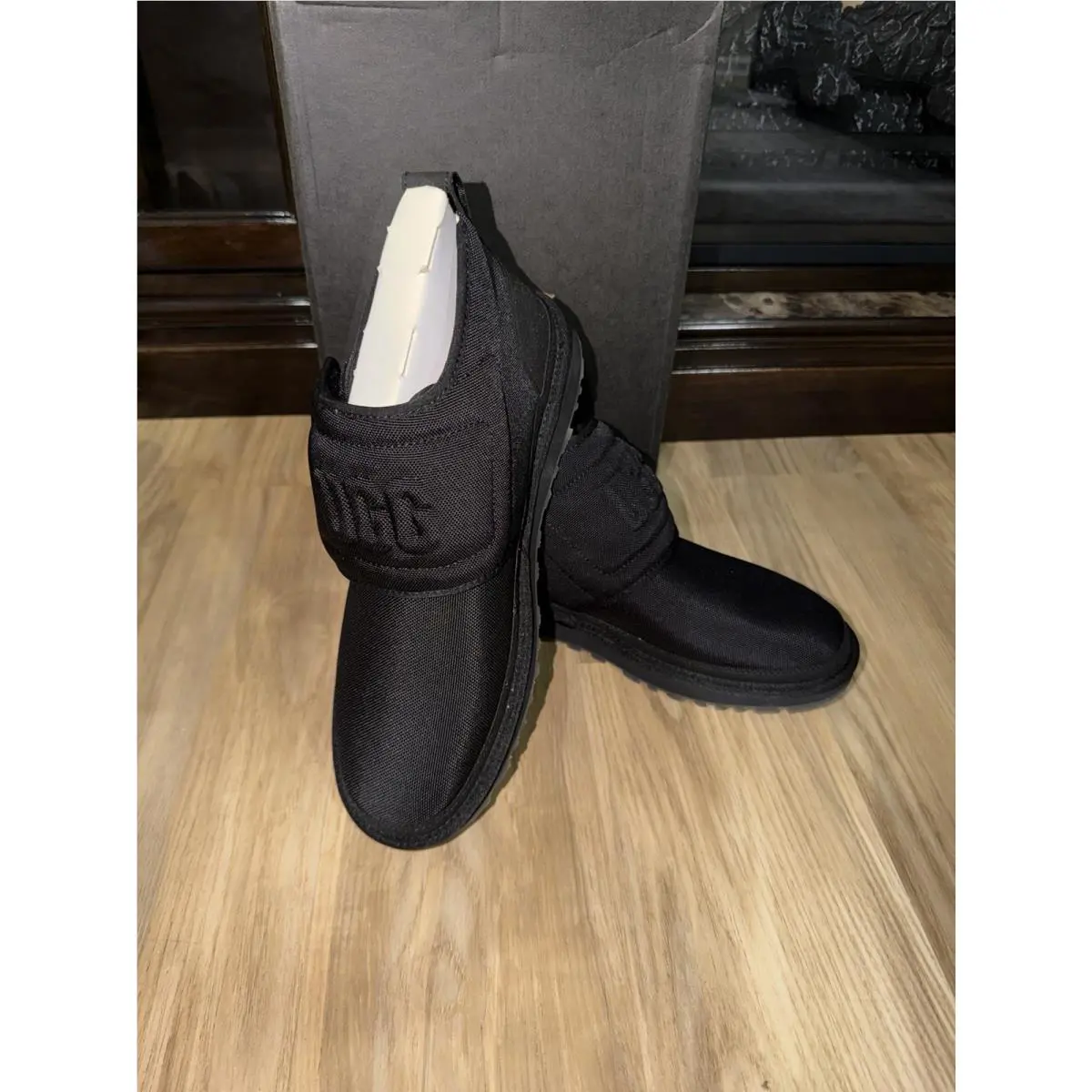 UGG shoes - Black (UPC: 0192410798315) 2