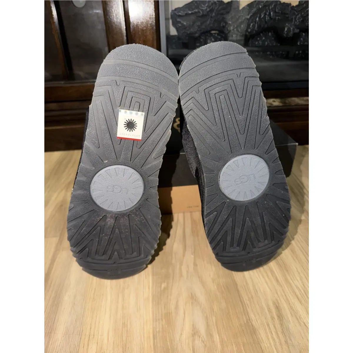 UGG shoes - Black (UPC: 0192410798315) 3
