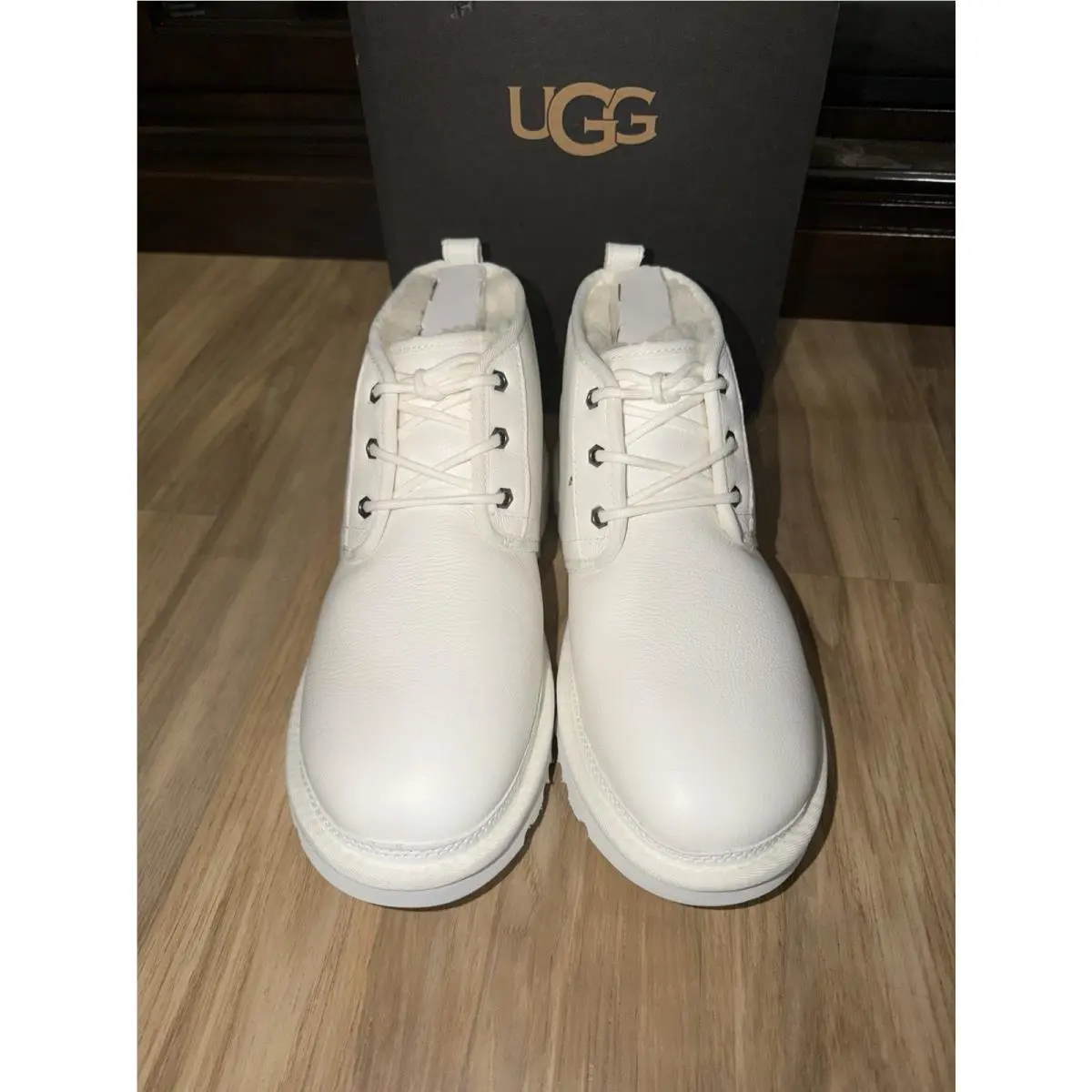 UGG shoes - White/cream (UPC: 0195719770150) 0