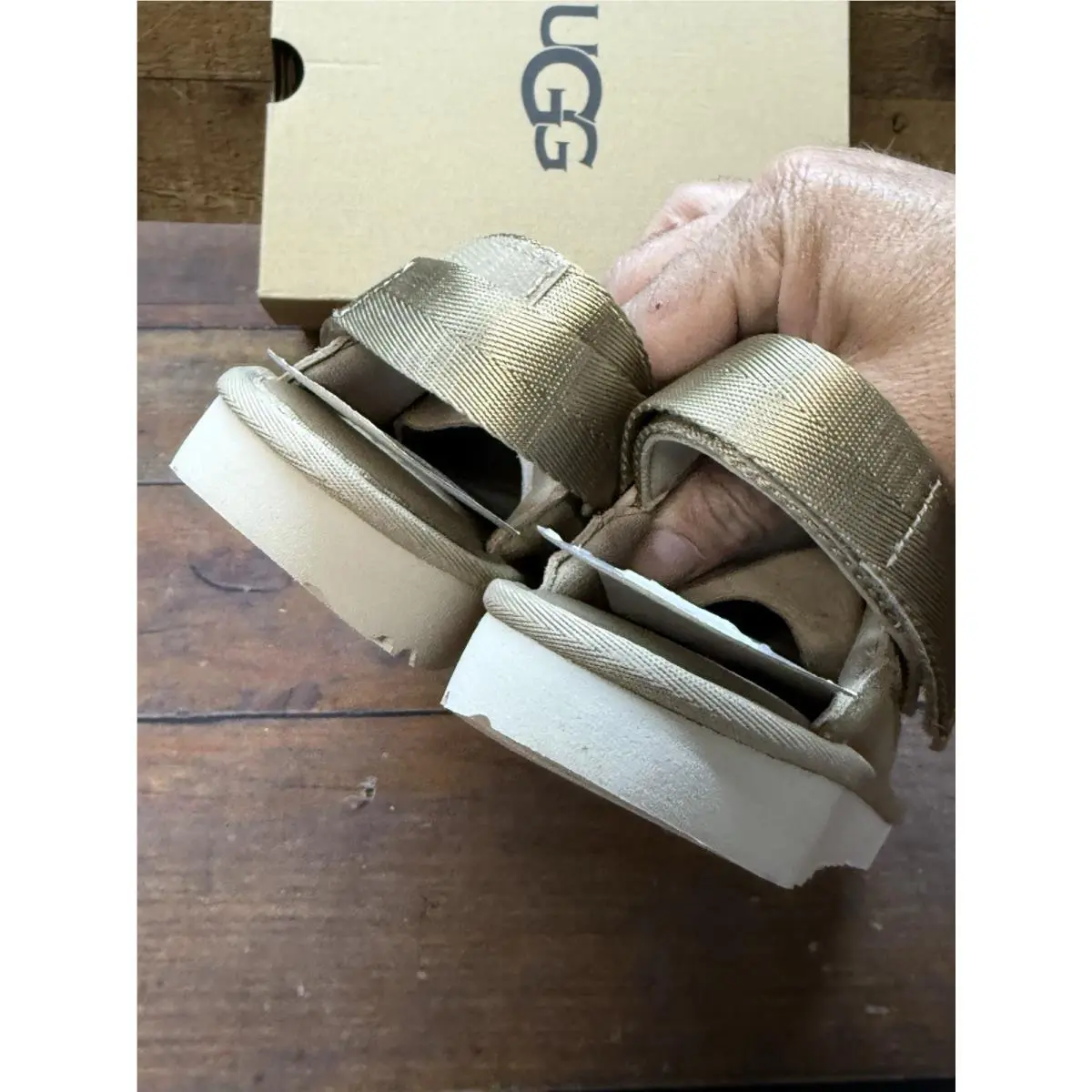 UGG shoes - UGG Goldenstar - Goldenstar - 1159770K - Brown 3