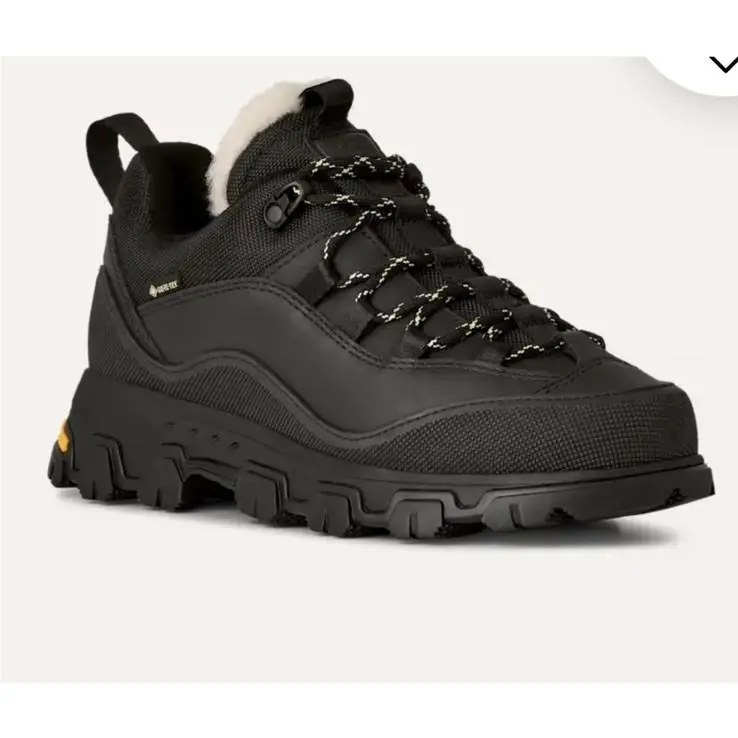 UGG shoes - MetroTrek Hiker - MetroTrek Hiker - Black 0