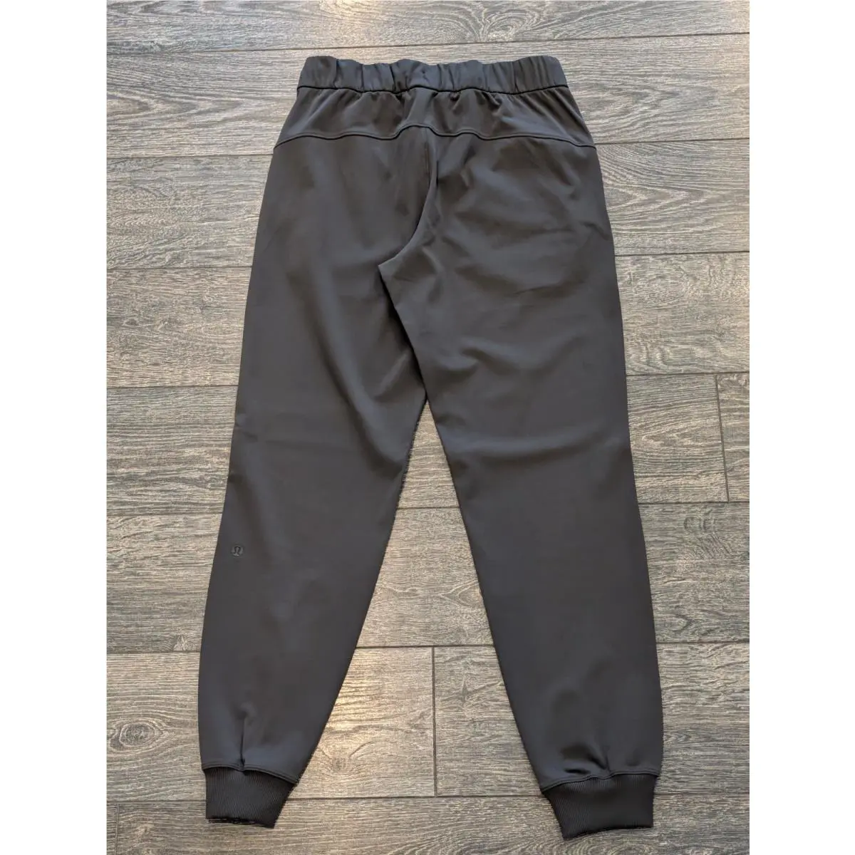 Lululemon clothing - Green 1