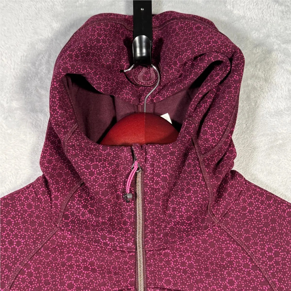 Lululemon clothing - Red 2
