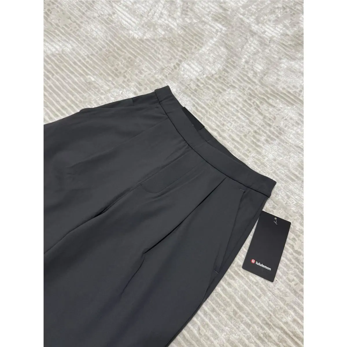 Lululemon clothing - LULULEMON Daydrift - Daydrift - Gray 3